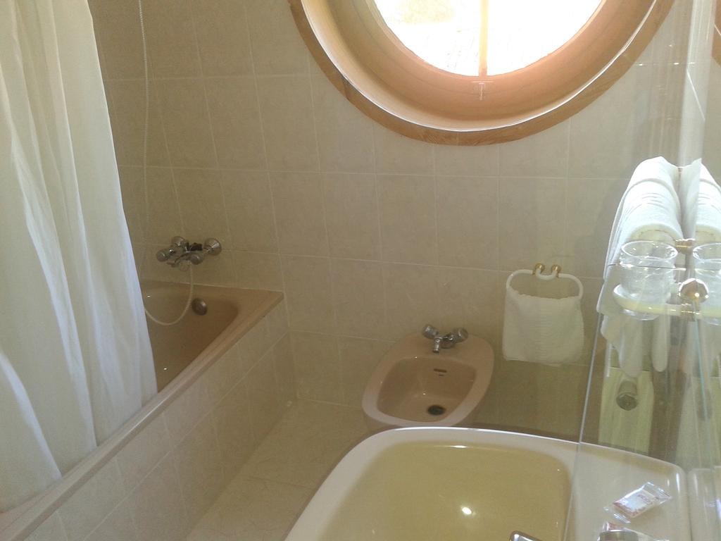 Hostal Les Bedules Oseja de Sajambre Bilik gambar